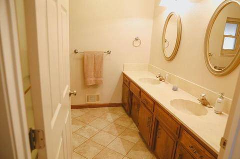 2633 Nassau Cir, Modesto, CA 95355 photo 14