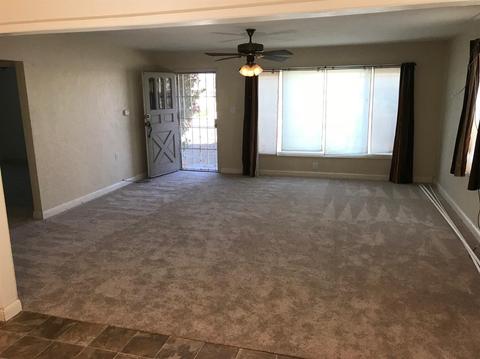 4652 E Harvest Rd, Acampo, CA 95220 photo 7