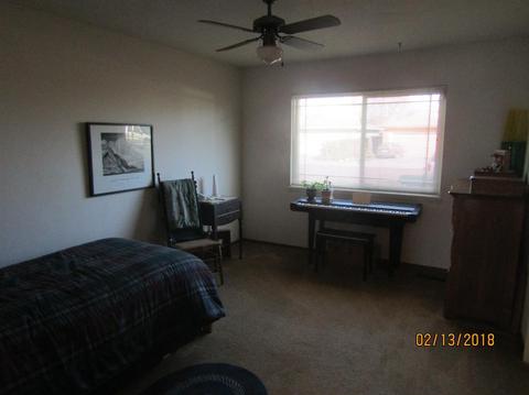 1045 Grove, Gustine, CA 95322 photo 12