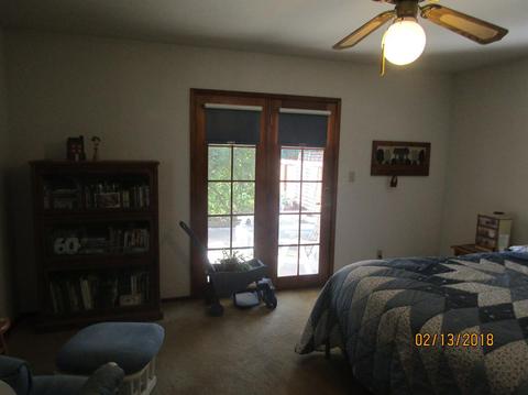 1045 Grove, Gustine, CA 95322 photo 16