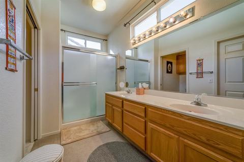 2061 Spring Valley Dr, Turlock, CA 95382 photo 18