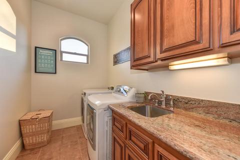 6101 Holt Ln, Carmichael, CA 95608 photo 22