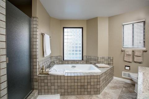 2401 Van Winkle Ct, Modesto, CA 95356 photo 20