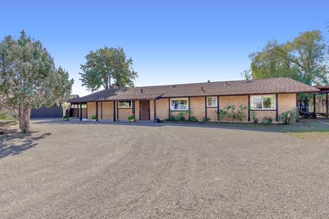 28614 Alta Vista Dr, Winters, CA 95694 photo 2