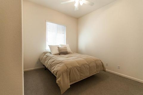 8975 Sand Trap Ct, Patterson, CA 95363 photo 23