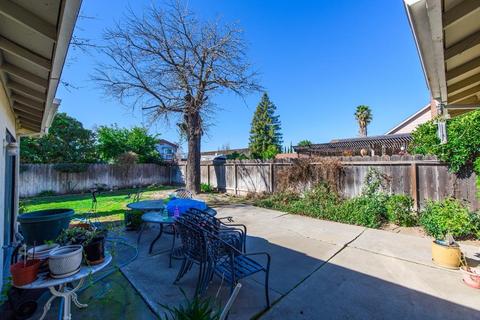 469 Ribier Ct, Manteca, CA 95336 photo 31