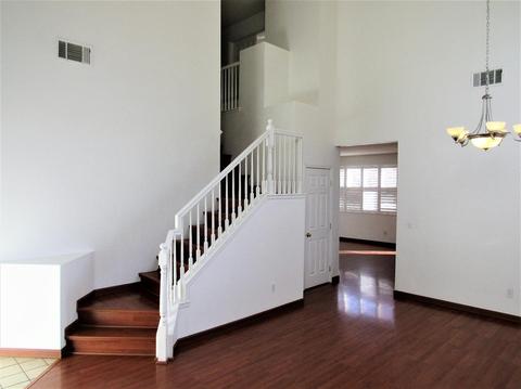 366 Calcite Ave, Lathrop, CA 95330 photo 4