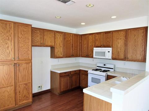 366 Calcite Ave, Lathrop, CA 95330 photo 7