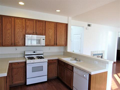 366 Calcite Ave, Lathrop, CA 95330 photo 8