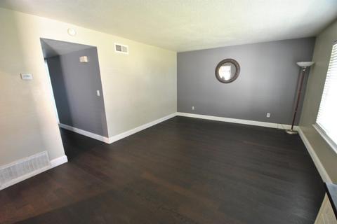 500 Itasca Ct, Modesto, CA 95351 photo 3