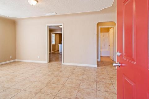 1011 Herndon Rd, Modesto, CA 95351 photo 14