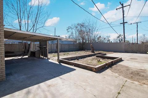 1011 Herndon Rd, Modesto, CA 95351 photo 12