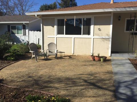 1327 Locust Pl, Davis, CA 95618 photo 2