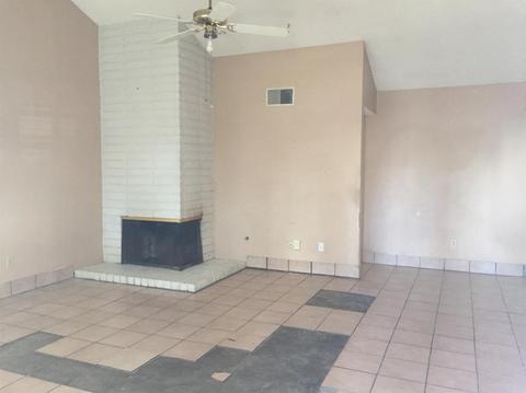 304 Del Prado Ct, Modesto, CA 95354 photo 2