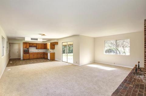 43559 Almond Ln, Davis, CA 95618 photo 9