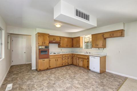43559 Almond Ln, Davis, CA 95618 photo 13