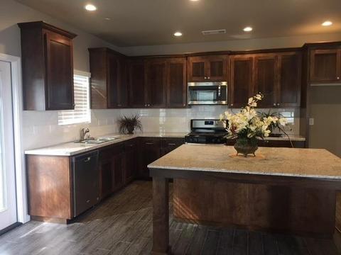 559 Granada Ct, Merced, CA 95341 photo 3