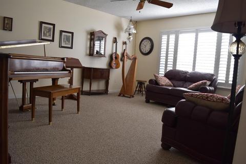 1529 Dwight Ln, Modesto, CA 95350 photo 4
