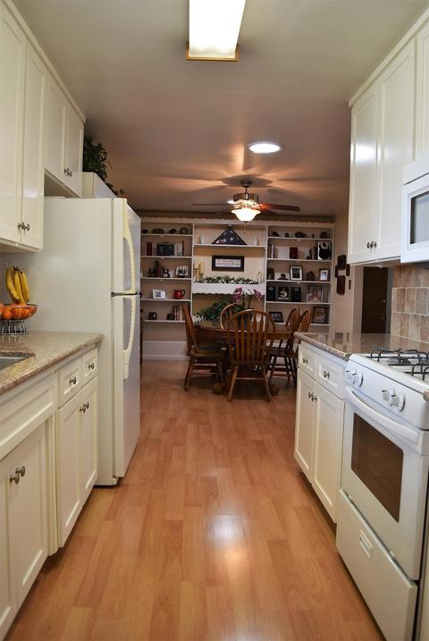 1529 Dwight Ln, Modesto, CA 95350 photo 3