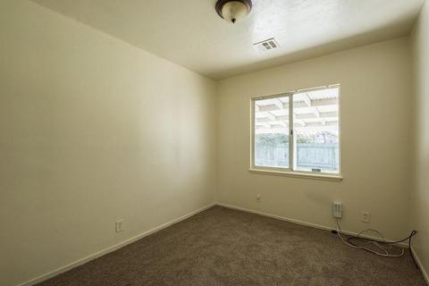 515 Bennett Ave, Modesto, CA 95351 photo 14