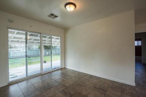 515 Bennett Ave, Modesto, CA 95351 photo 8