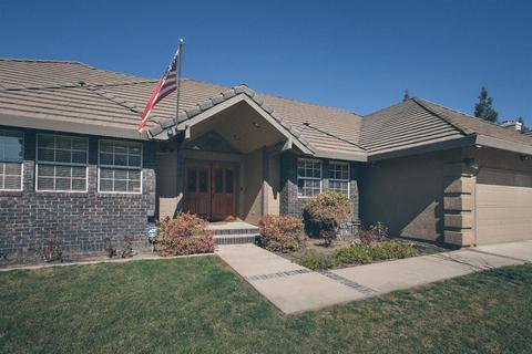 1905 Castleview Dr, Turlock, CA 95382 photo 2