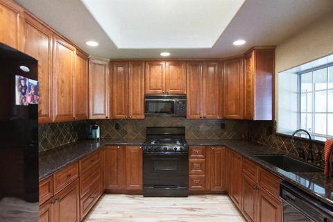 1905 Castleview Dr, Turlock, CA 95382 photo 31