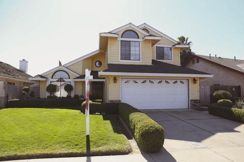 2020 Stracker Way, Modesto, CA 95350 photo 1