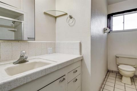 2407 E Olive Ave, Merced, CA 95340 photo 29