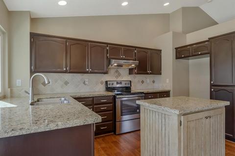 976 Oak Grove Rd, Modesto, CA 95351 photo 2