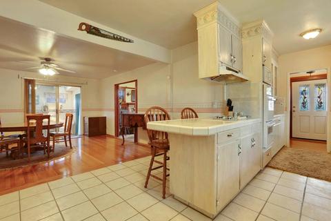 1051 Robert Ave, Ripon, CA 95366 photo 7