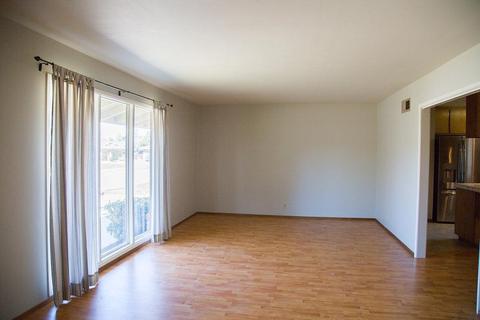 618 Baker Dr, Ripon, CA 95366 photo 2