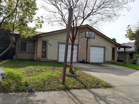 5048 Sparrow Ct, Carmichael, CA 95608 photo 1