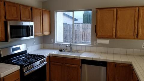 739 Cherry Hills Ct, Lathrop, CA 95330 photo 8