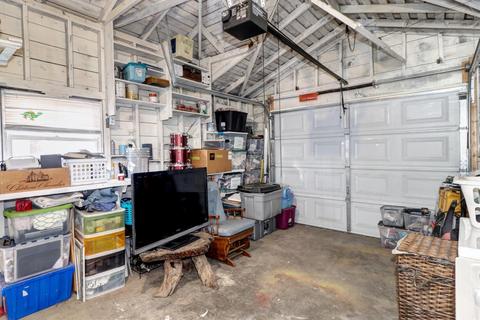 4545 Garfield Ave, Carmichael, CA 95608 photo 15