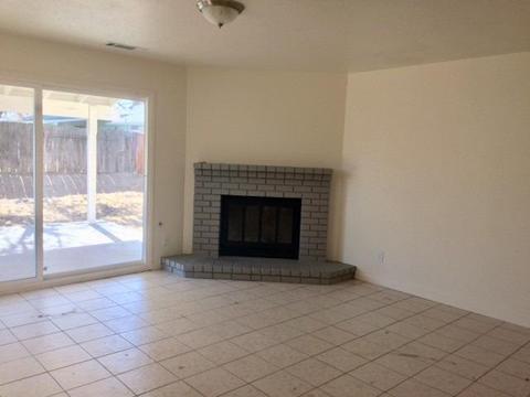 1316 Dezzani Ln, Modesto, CA 95358 photo 3