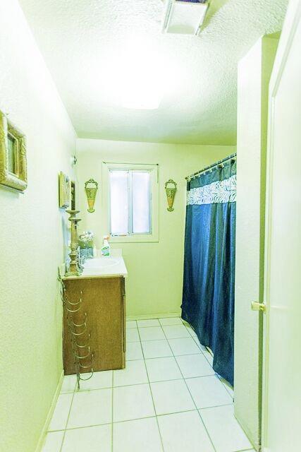 1811 Denver St, Modesto, CA 95358 photo 4