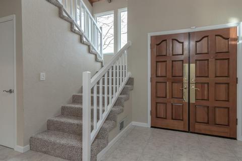 2104 Manitoba Ct, Modesto, CA 95356 photo 3