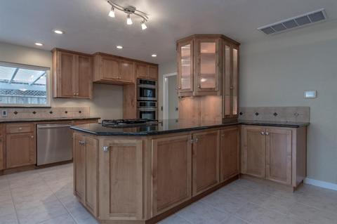 2104 Manitoba Ct, Modesto, CA 95356 photo 8