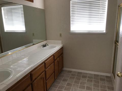 8252 Benjamin Dr, Antelope, CA 95843 photo 14