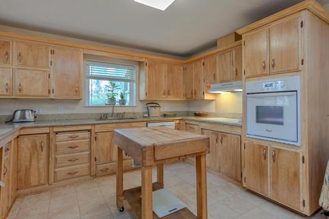 1217 Beech Ln, Davis, CA 95616 photo 8