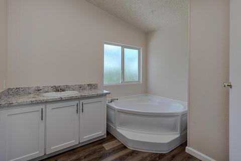 207 Full Cir, Davis, CA 95618 photo 9