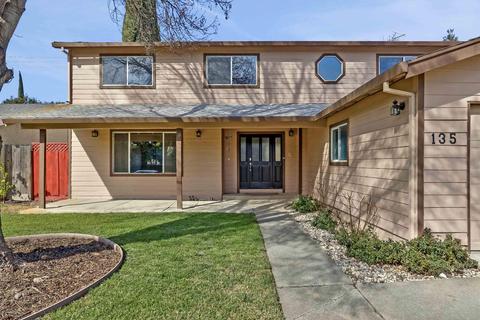 135 Carmel Way, Tracy, CA 95376 photo 2