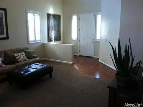 2121 Cabana Ln, Tracy, CA 95377 photo 2