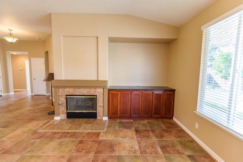 1887 Crom St, Manteca, CA 95337 photo 5