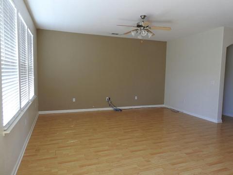 1371 Gianna Ln, Manteca, CA 95336 photo 8