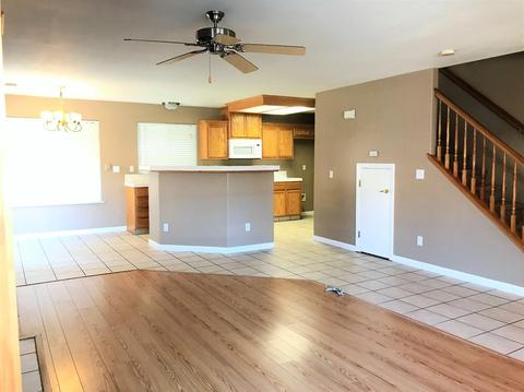 403 Toyon, San Andreas, CA 95249 photo 2