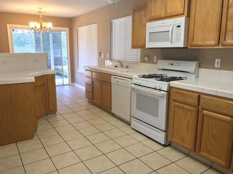 403 Toyon, San Andreas, CA 95249 photo 4