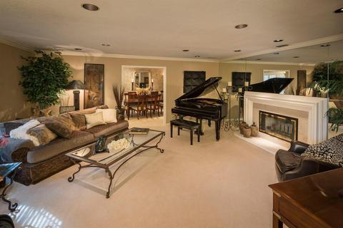 1633 Kingsford Dr, Carmichael, CA 95608 photo 19