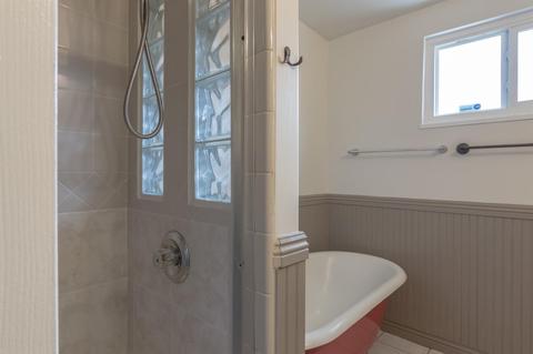 406 Helen Ave, Modesto, CA 95354 photo 9
